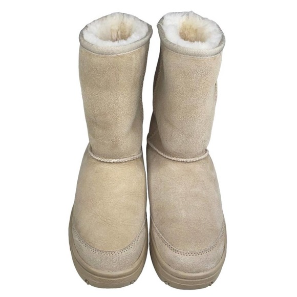 UGG Australia Womens Beige Ultimate Short 5275 Genuine Leather Winter Boots Sz 6 - Picture 2 of 10